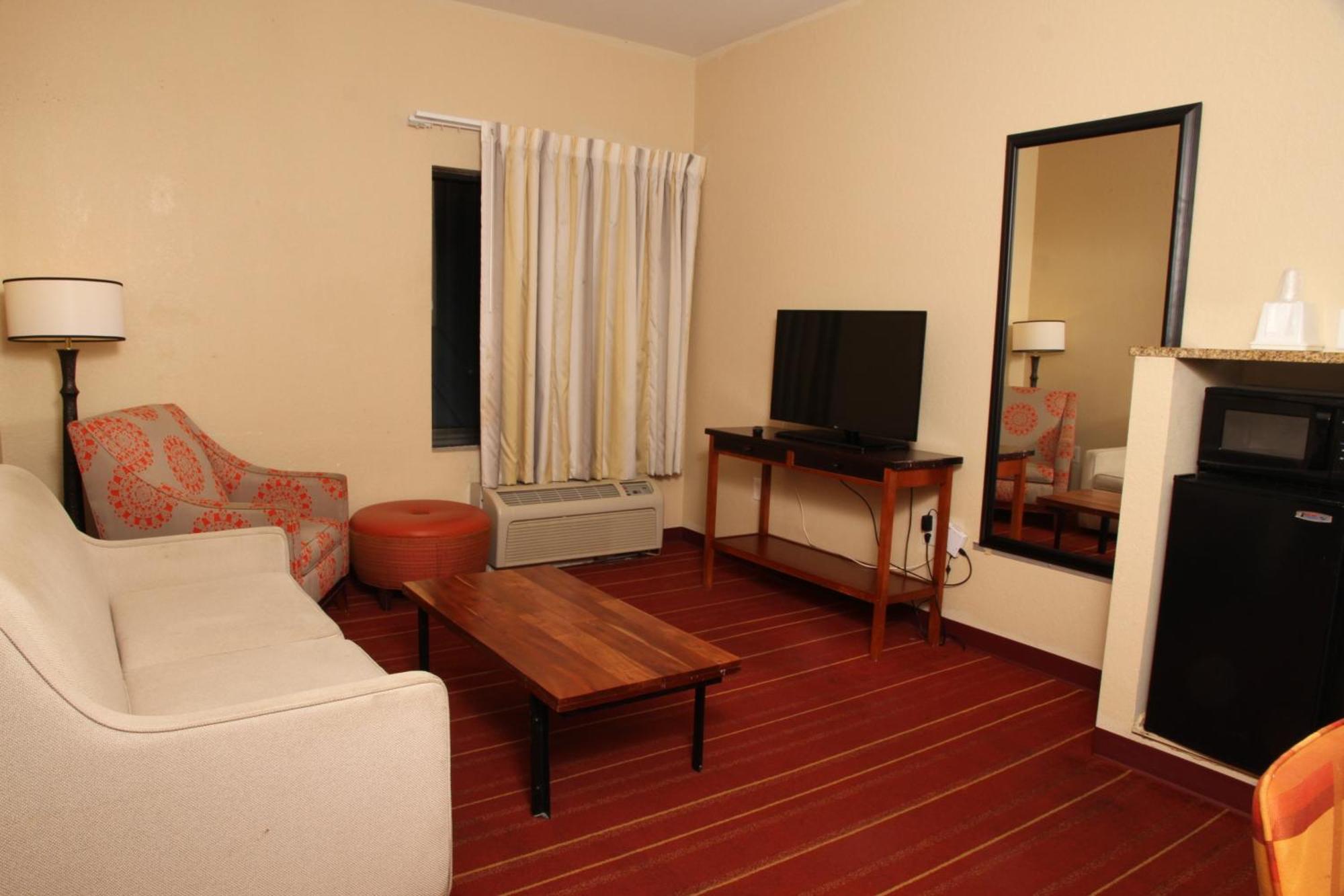 Days Inn By Wyndham Semmes Mobile Ngoại thất bức ảnh